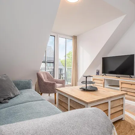 Min Luett, Schwedengang 7a * Zingst